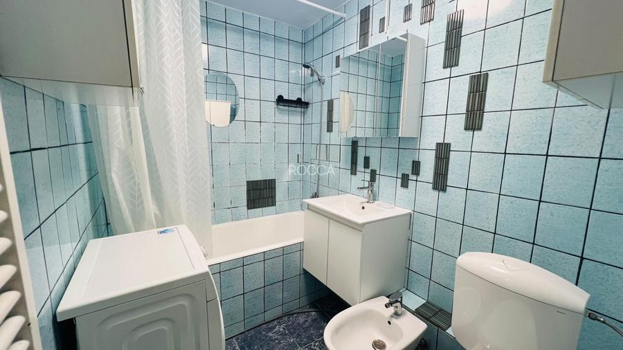 Apartament de 4 camere, 81 mp, 2 bai, balcon, Calea Moșilor - 13