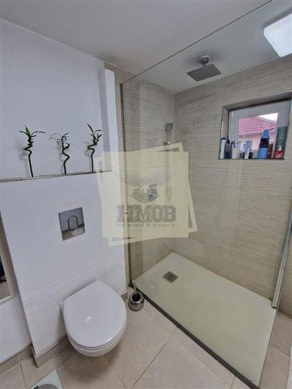 Apartament modern pe 2 niveluri 4 camere 2 bai si 82.4 mpu in Sibiu