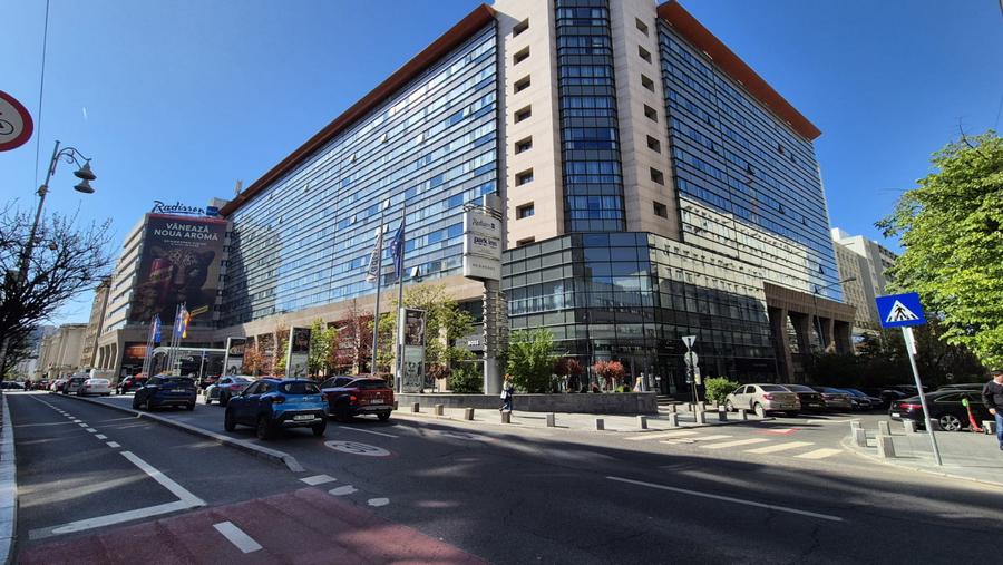 SPATIU DE INCHIRIAT CALEA VICTORIEI