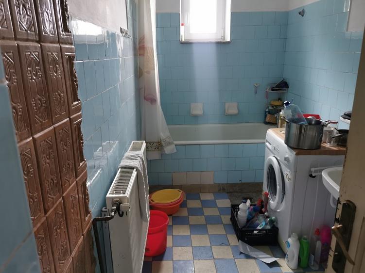 Apartament 5 camere pe 2 niveluri zona Central