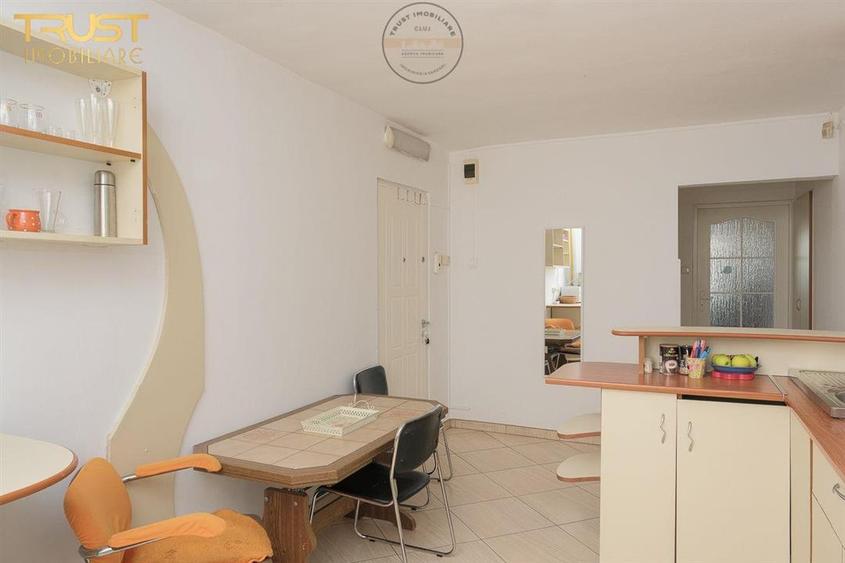 3 camere l Decomandat l 2 Bai l 2 Balcoane l Parcare