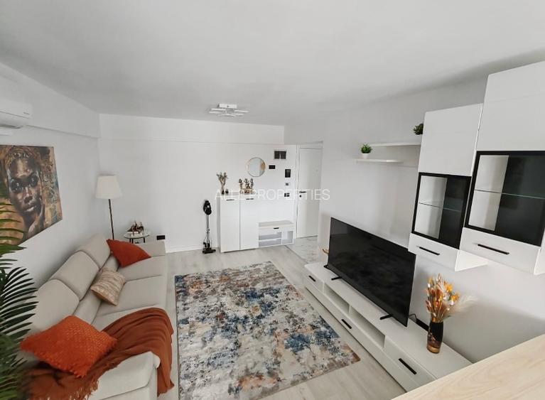 Inchiriere 2 camere Sun Royal View - 2