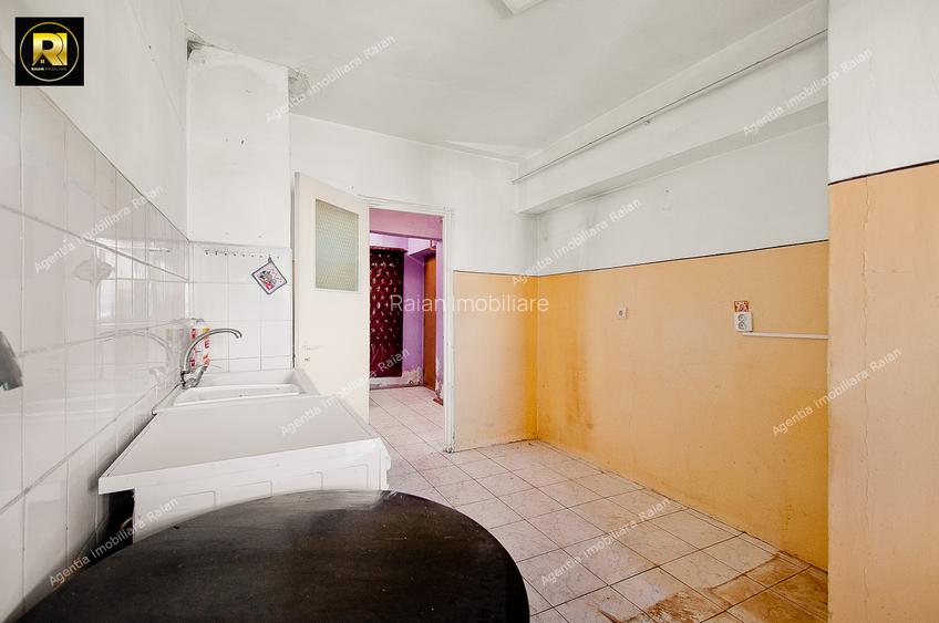 Vanzare apartament 2 camere dec., in Galati, Mazepa 1, centrala proprie - 8
