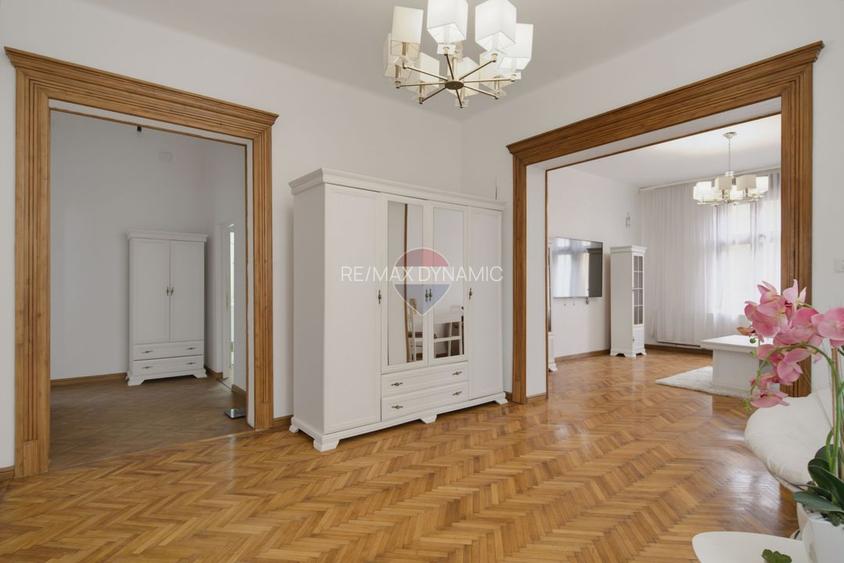 Vilă cu 4 camere de închiriat în zona Intim - 26