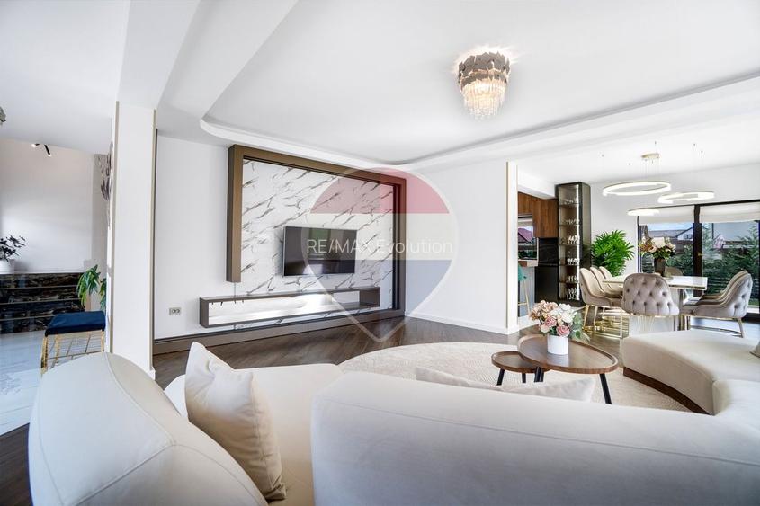 Casă cu personalitate | 204 mp utili | 600 mp teren | Izvor