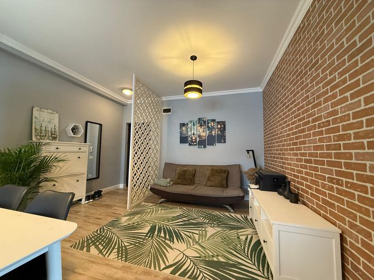 Apartament 3 camere - de vanzare - Dumbravita