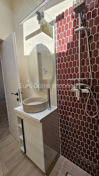 Corp de casă cu 2 imobile independente, curte și pod – Str. Mihai Viteazul - 15