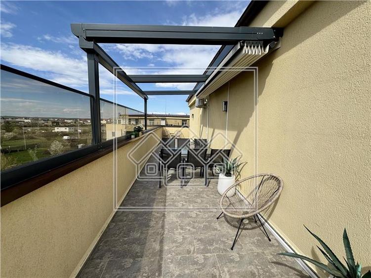 Penthouse de vanzare, terasa de 120 mp, mobilat si utilat confort lux