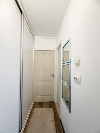 Apartament 2 camere, semidecomandat, 47mp utili, zona Lipovei