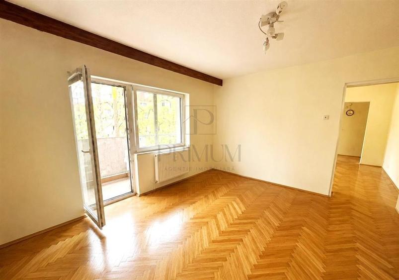 ARADULUI - 3 CAMERE - 2 BAI - ETAJ 3 - DEBARA - CENTRALA PROPRIE