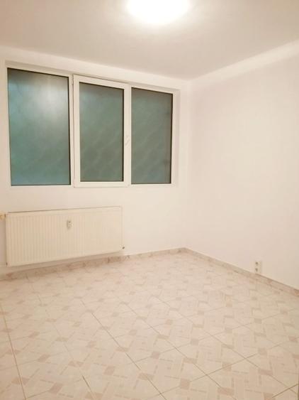 Drumul Taberei parter birou firma nemobilat