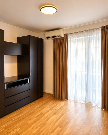 Apartament 4 camere parter-complex residential acces la grădină si piscina