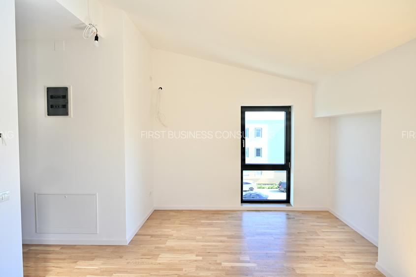 Casă duplex P+1+M, 162 mp utili, curte 150 mp — Otopeni, 5 min aeroport - 15