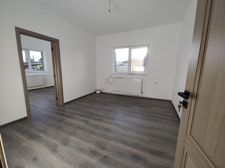 Spațiu birouri, 7 camere, curte, garaj, panouri fotovoltaice, Parcul Armătura