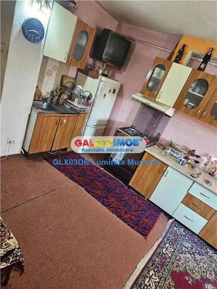 Vanzare apartament 2 camere decomandat Targoviste Micro 2