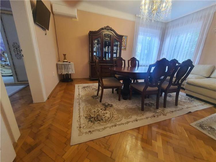 Imobil individual cu doua corpuri de cladire zona Parcului SubArini