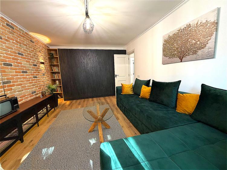 Apartament renovat 3 camere decomandate, 2 băi, zona Kaufland Mănăștur