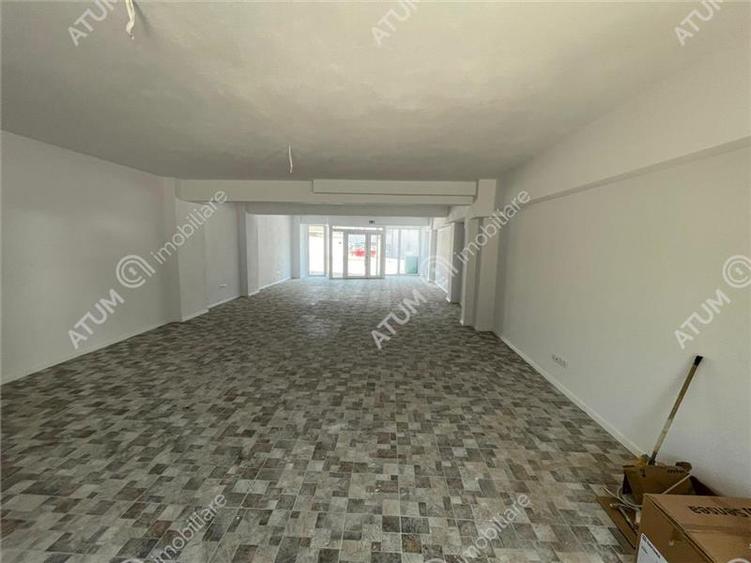 Spatiu comercial 94 mp utili 7 m vitrina zona Turnisor din Sibiu