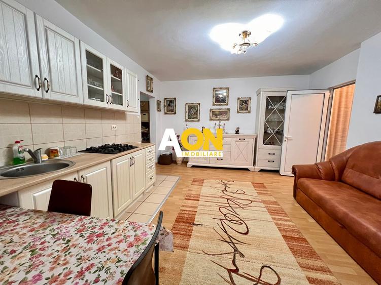 Apartament 3 Camere | 52 mp | Balcon | Zona Cetate
