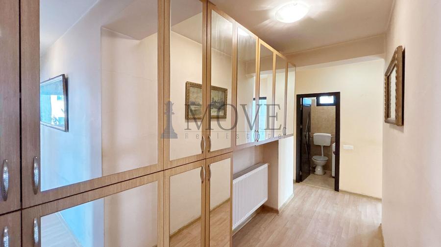 3 camere decomandate- CĂMINUL UNEI FAMILII aflate la început de drum
