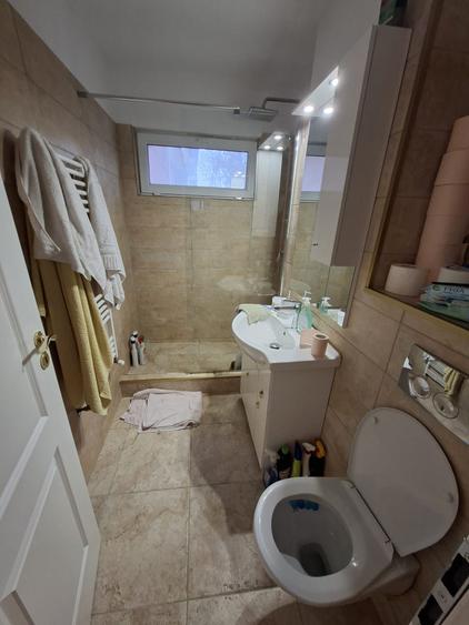 Apartament cu 2 camere, zona Podu Ros