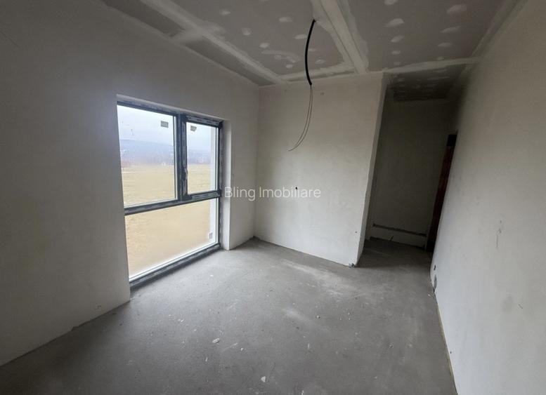 Casa individuală, semifinisata, 160 mp utili , 500 mp teren, zona Motel Gilău - 11