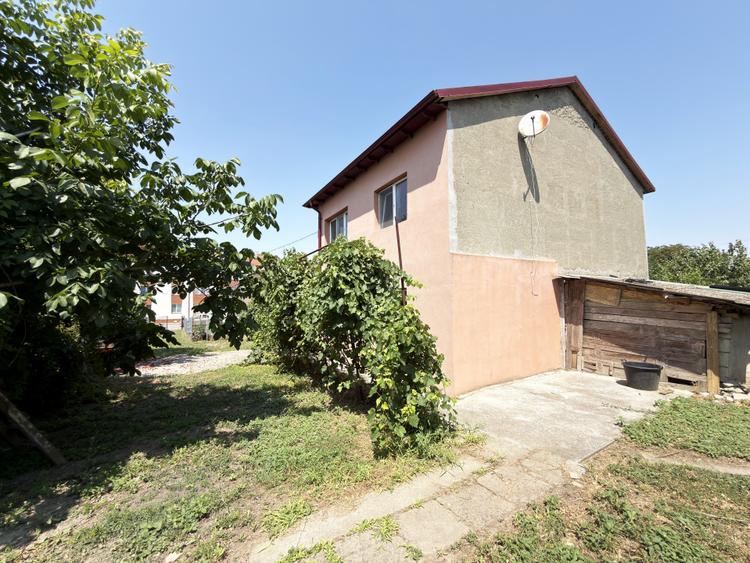 Mihail Kogălniceanu - Casa cu 6 camere, oportunitate de investiție