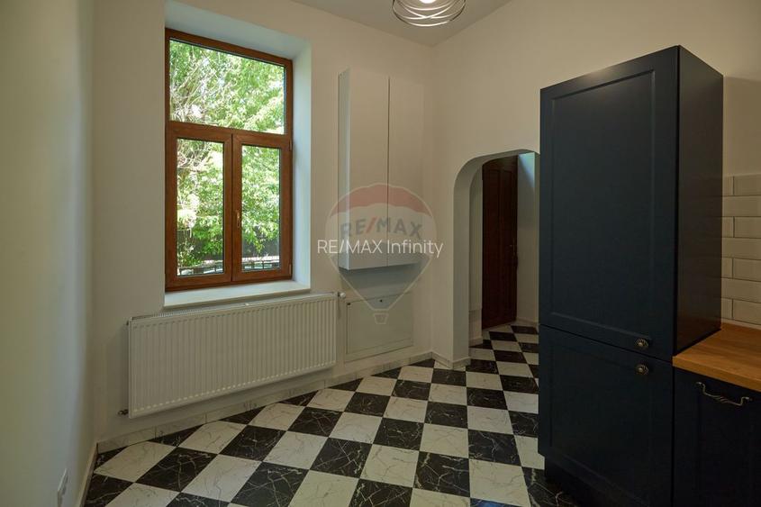 Apartament 4 cam, pe 2 niveluri si curte comuna pe Vasile Alecsandri - 3