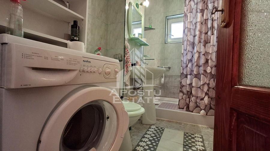 Apartament 3 camere la parter – ideal locuinta sau afacere,