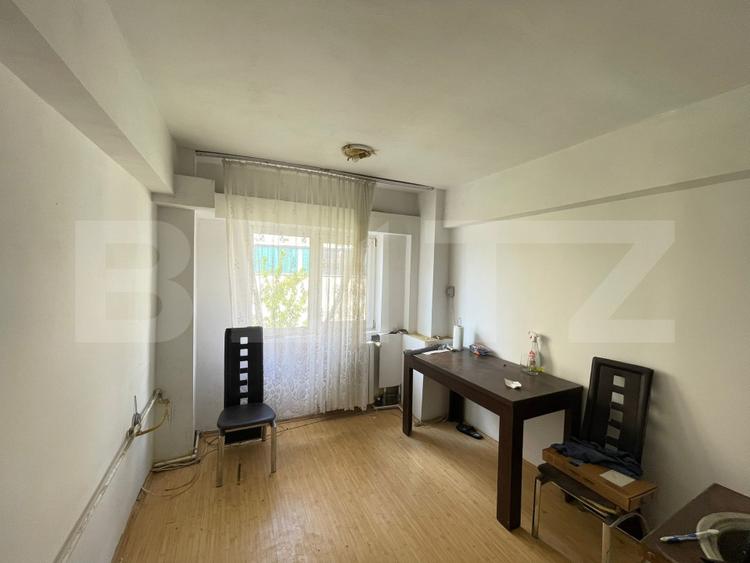Apartament 2 camere decomandat,50mp, zona Intim