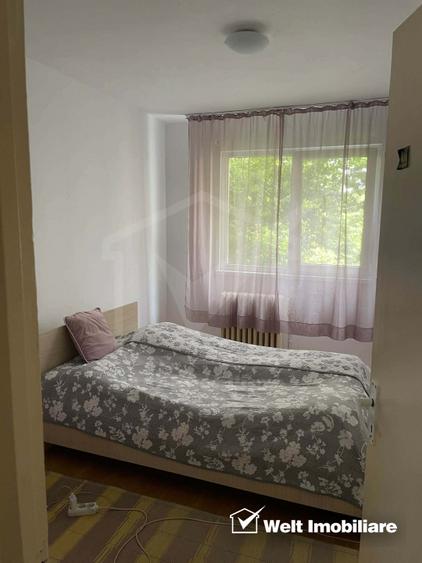 Vanzare apartament cu 3 camere str Fantanele