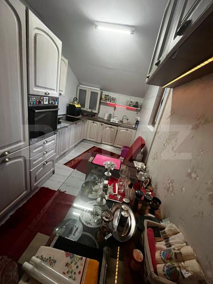 Casa de vanzare, 225 mp, sat Costi