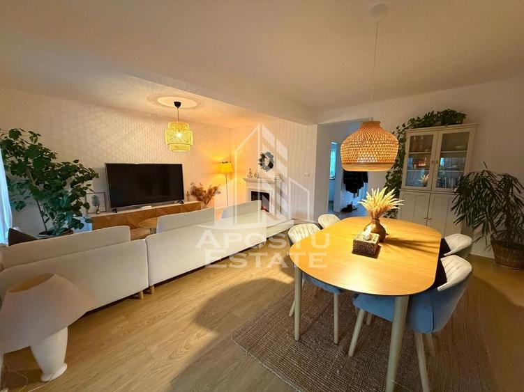 Duplex cu 4 camere,de vanzare, 2 bai, garaj, Giroc