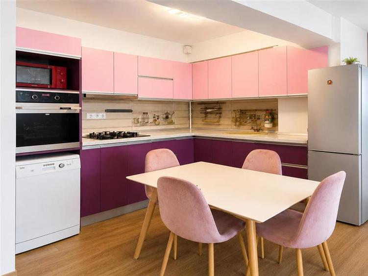 Apartament 2 camere cu balcon zona Doamna Stanca