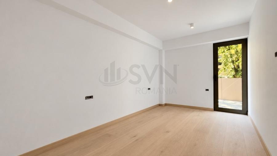 REC3001519 Spatiu comercial Victoriei NOU Prima chirie