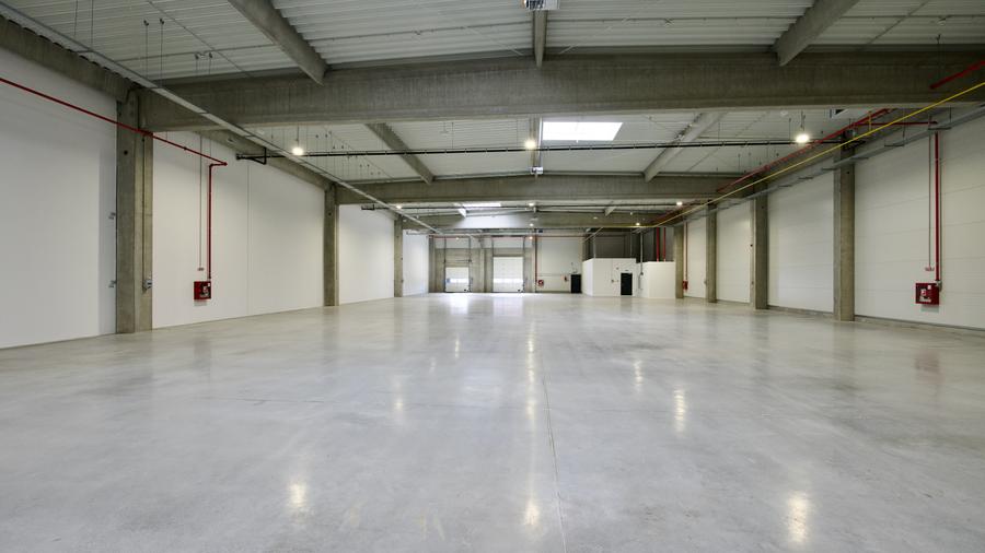 Hală modernă producție, depozitare cu panouri solare – Modul 3:  1176 mp