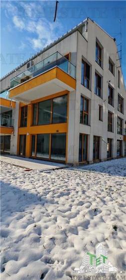 Penthouse 4 camere si terasa, bloc boutique, finisaje premium, incalzire in pard