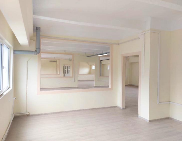 Închiriere birou compartimentat, str. Uzinelor - 258 mp - TRC Park Oradea Vest