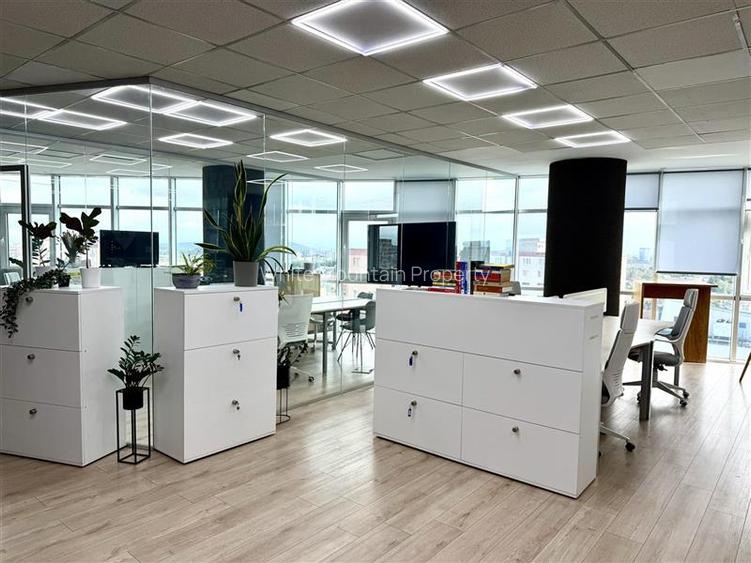 De inchiriat - Birou, spatiu comercial - mobilat - 6