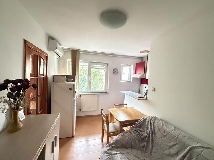 Apartament 2 camere de inchiriat zona Sagului