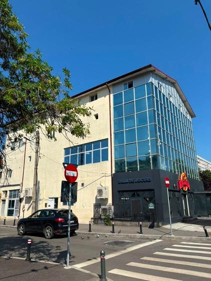Spațiu comercial 260 mp, intrare separată, ideal clinică medicală