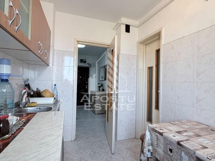 Apartament de vanzare  doua camere decomandat Sagului