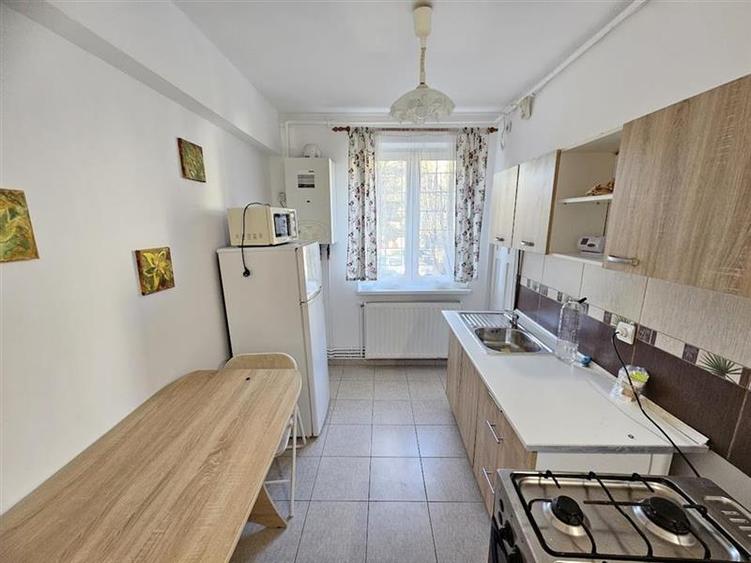 Inchiriere apartament 2 camere langa UMF si Spitale