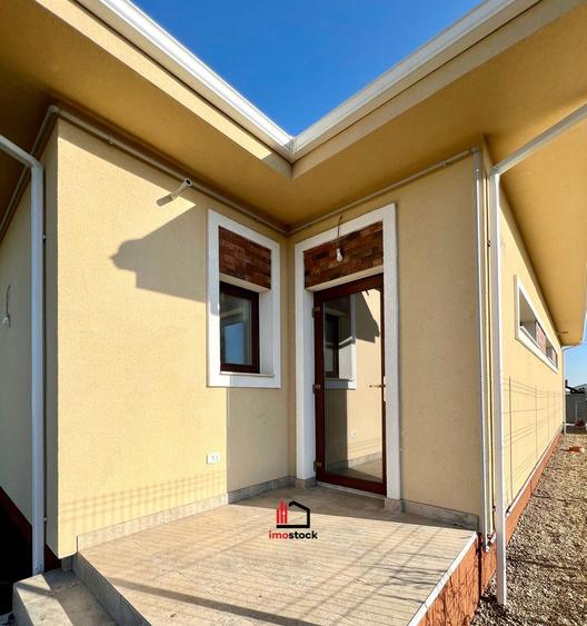1/2 Duplex Sanandrei pret avantajos