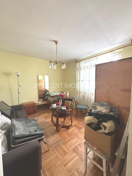 Două camere, situat în zona Vlahuță - 6