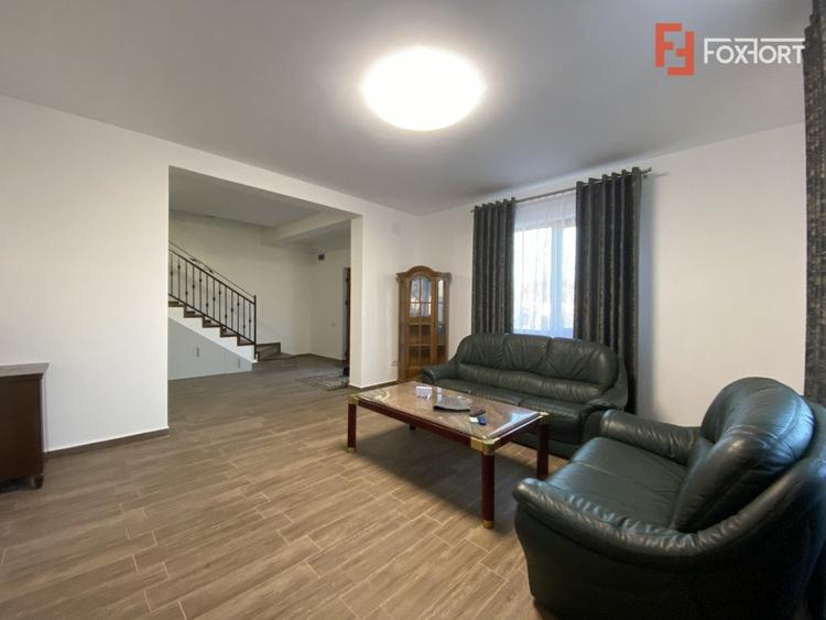 Duplex cu 3 camere cu panouri fotovoltaice in Sanandrei Centru - ID V4749