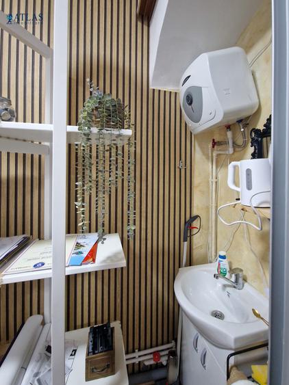 Centrul Istoric, str. Republicii, 1 camera, beci, destinatie birou, comision 0%