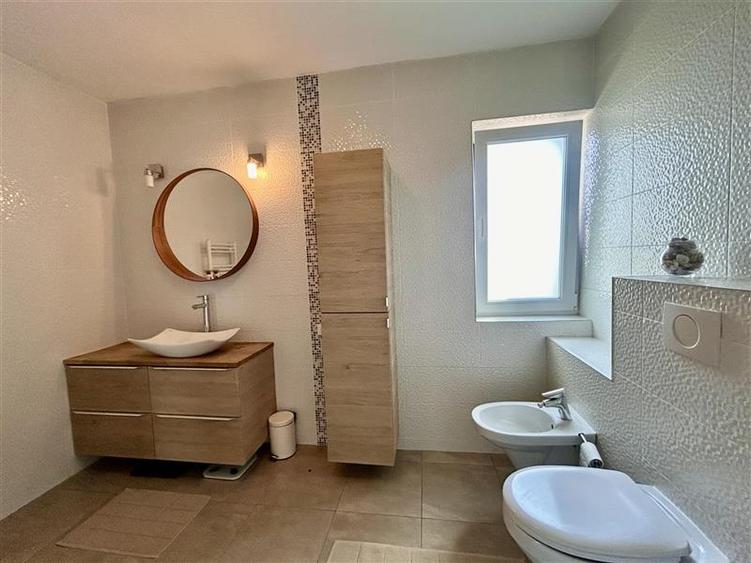 Casa de inchiriat 4 camere complet mobilata | Sanpetru Brasov
