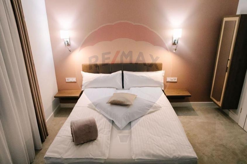 Pensiune cu 8 camere de vânzare