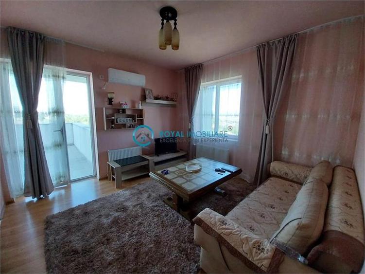 Royal Imobiliare - Vanzare Apartament zona Centrala